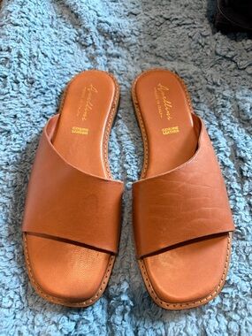 Women's Tan Leather Slide Sandals